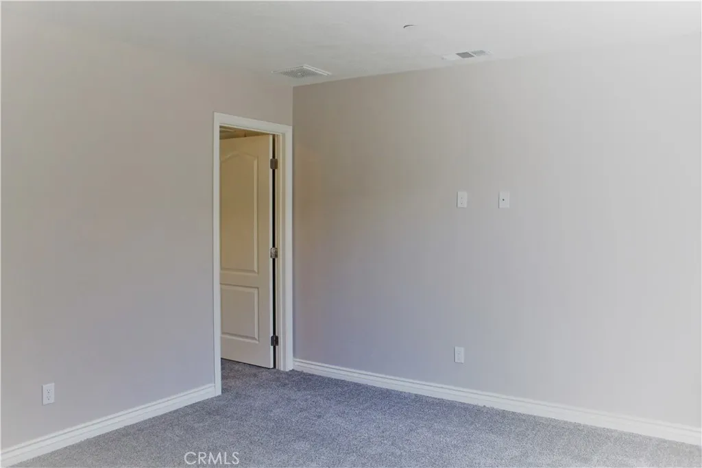 7331 I Avenue, Hesperia, California 92345 home-pic-32