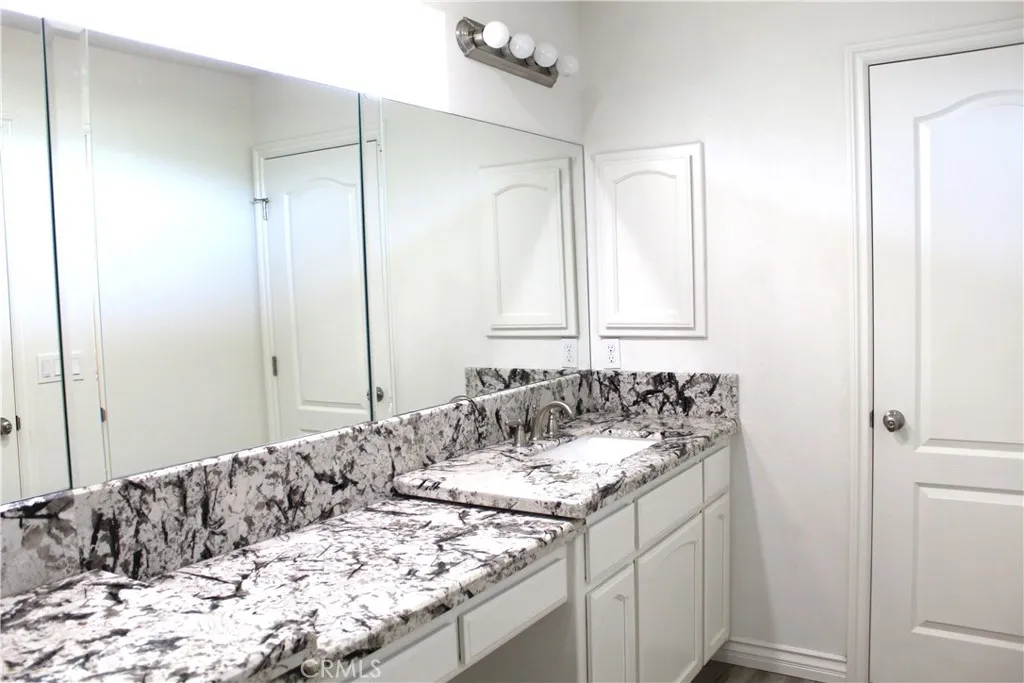 7331 I Avenue, Hesperia, California 92345 home-pic-23