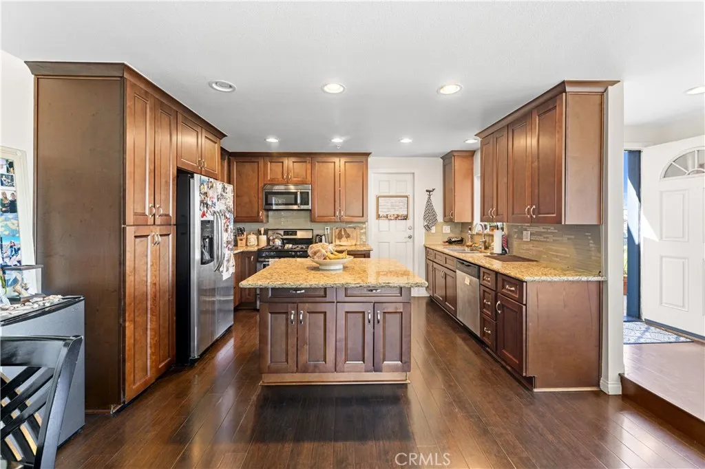 121 La Ronda, San Clemente, California 92672 home-pic-6