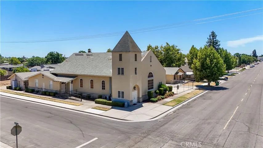 601 Trinity Avenue, Chowchilla, California 93610