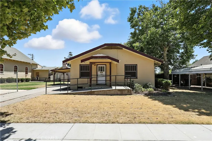 601 Trinity Avenue, Chowchilla, California 93610