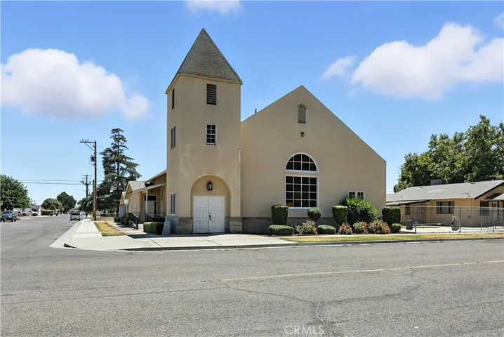 601 Trinity Avenue, Chowchilla, California 93610