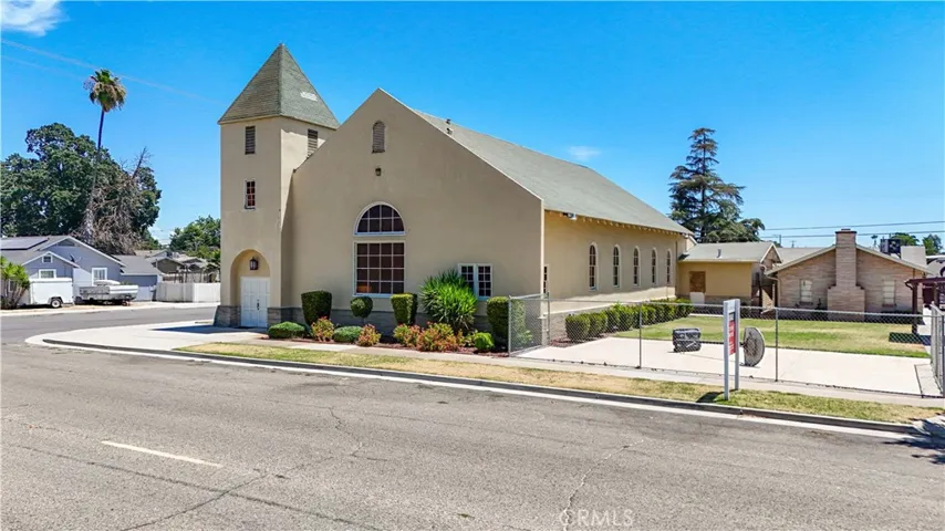 601 Trinity Avenue, Chowchilla, California 93610