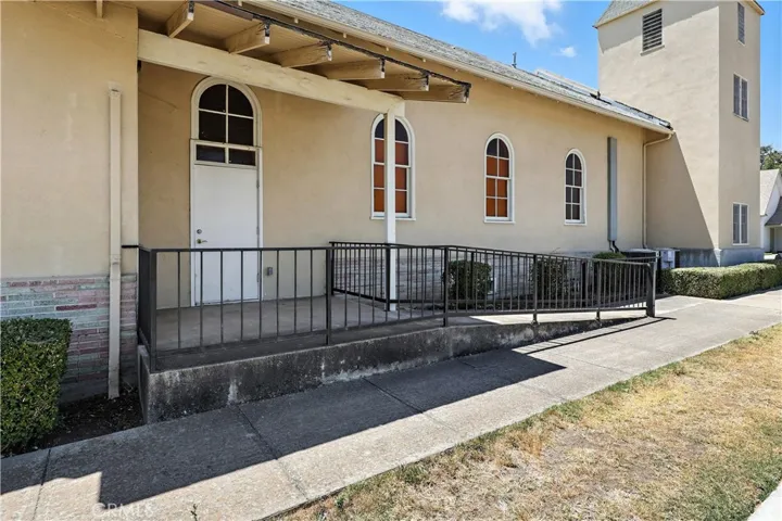 601 Trinity Avenue, Chowchilla, California 93610