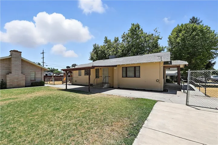601 Trinity Avenue, Chowchilla, California 93610