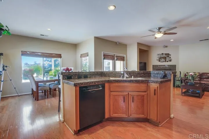 2162 Knollwood Avenue, Fallbrook, California 92028