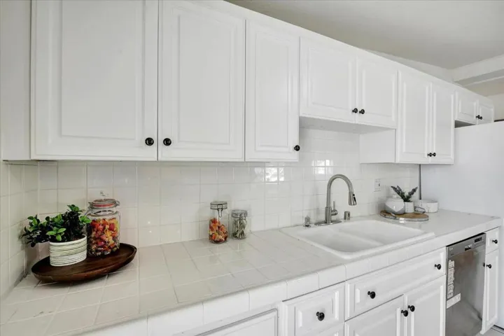 953 White Drive, Santa Clara, California 95051
