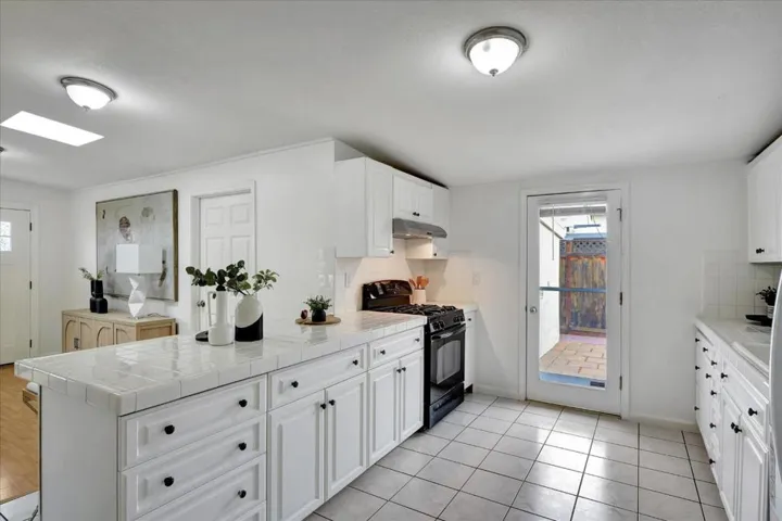 953 White Drive, Santa Clara, California 95051