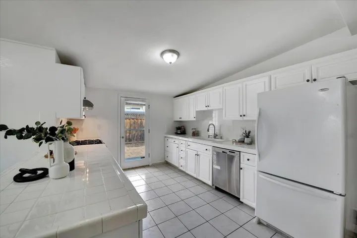 953 White Drive, Santa Clara, California 95051
