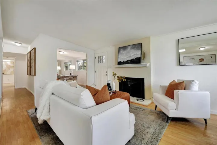 953 White Drive, Santa Clara, California 95051