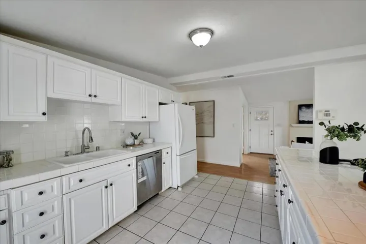 953 White Drive, Santa Clara, California 95051