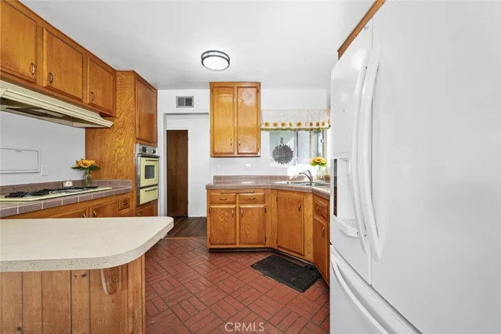 5261 Raintree Street, Yorba Linda, California 92886