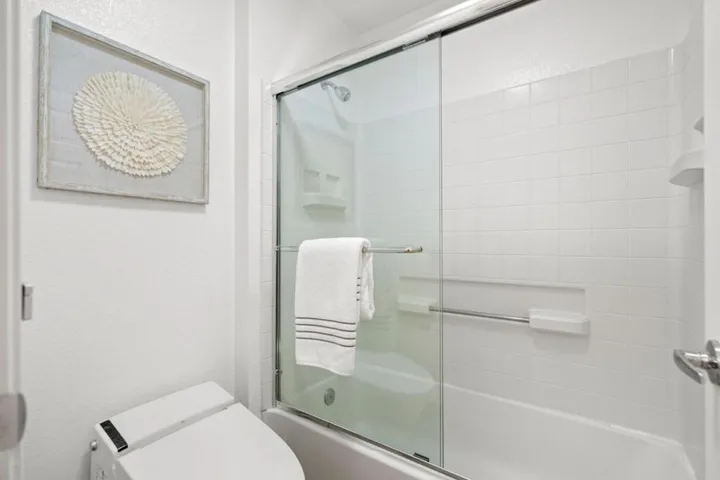 300 Baltic Circle 306, Redwood City, California 94065