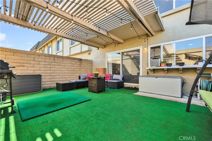 10174 Durango River Court, Fountain Valley, California 92708