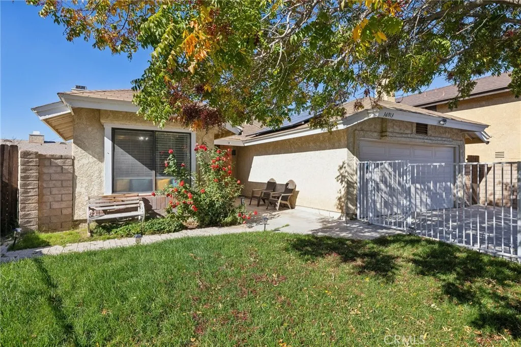 36913 Tobira Drive, Palmdale, California 93550 home-pic-2