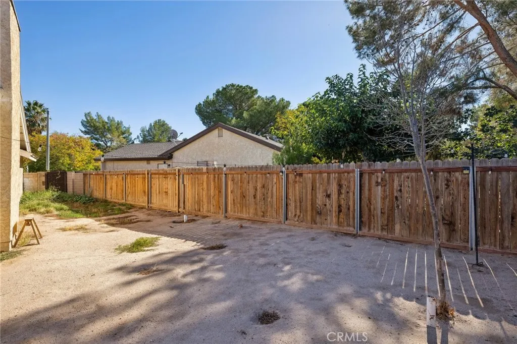 36913 Tobira Drive, Palmdale, California 93550 home-pic-35