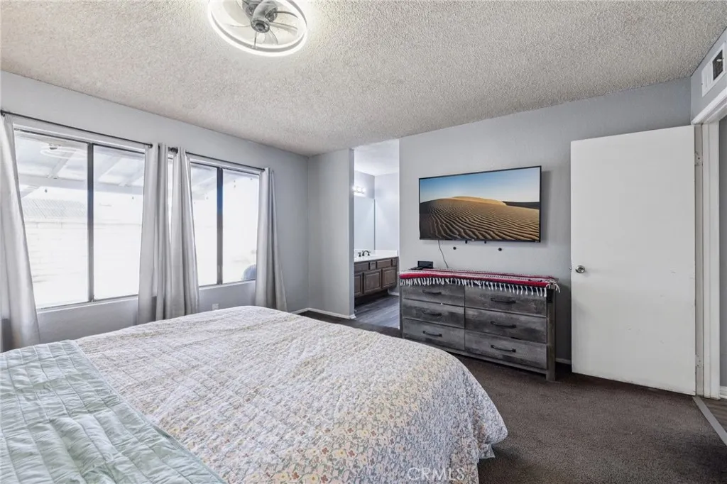 36913 Tobira Drive, Palmdale, California 93550 home-pic-21