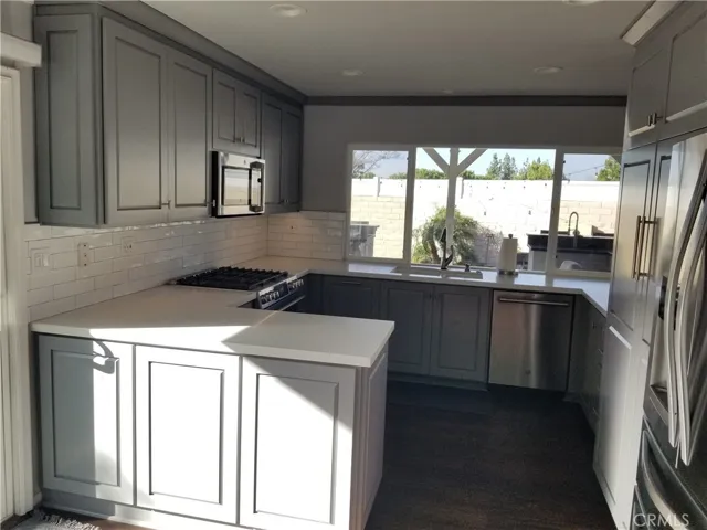 16772 Roxdale Drive, Yorba Linda, California 92886