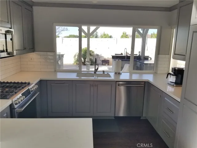 16772 Roxdale Drive, Yorba Linda, California 92886