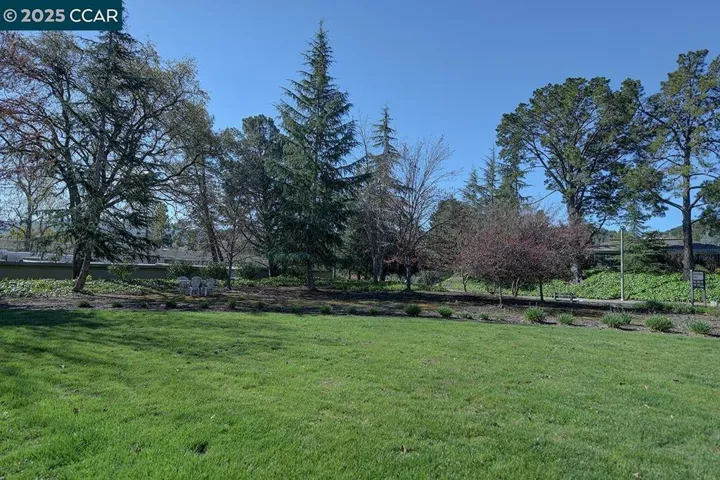 1900 Golden Rain Rd 2, Walnut Creek, California 94595