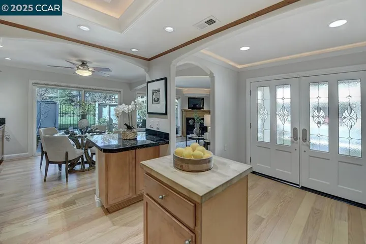 1900 Golden Rain Rd 2, Walnut Creek, California 94595