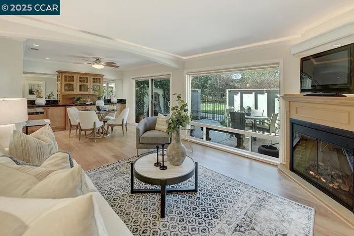 1900 Golden Rain Rd 2, Walnut Creek, California 94595