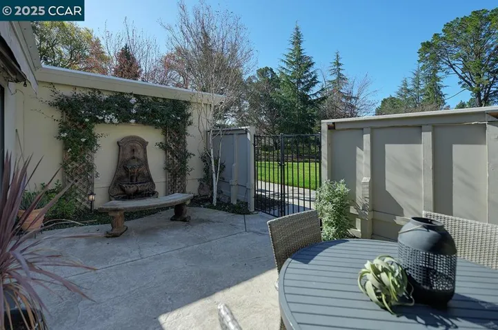 1900 Golden Rain Rd 2, Walnut Creek, California 94595