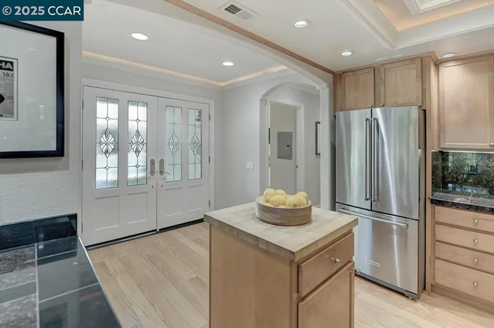 1900 Golden Rain Rd 2, Walnut Creek, California 94595