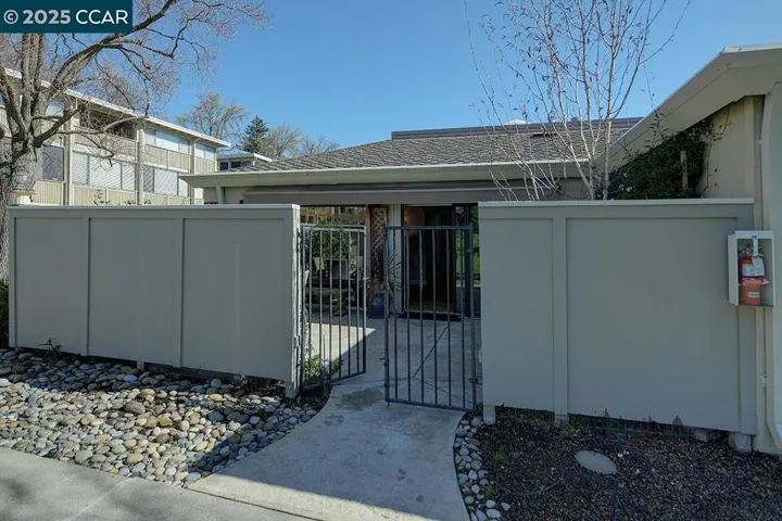 1900 Golden Rain Rd 2, Walnut Creek, California 94595