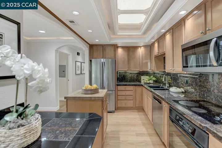 1900 Golden Rain Rd 2, Walnut Creek, California 94595