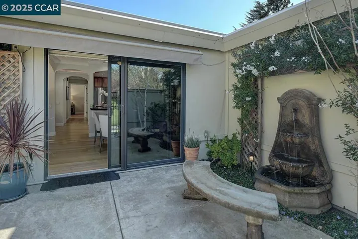 1900 Golden Rain Rd 2, Walnut Creek, California 94595