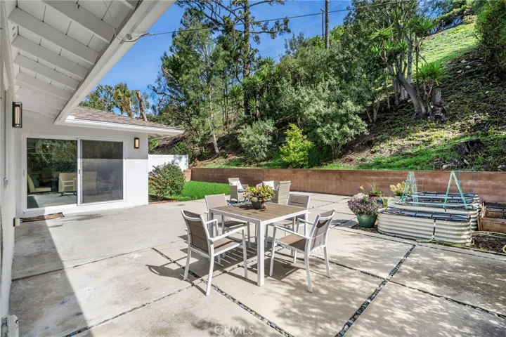 26766 Basswood Avenue, Rancho Palos Verdes, California 90275