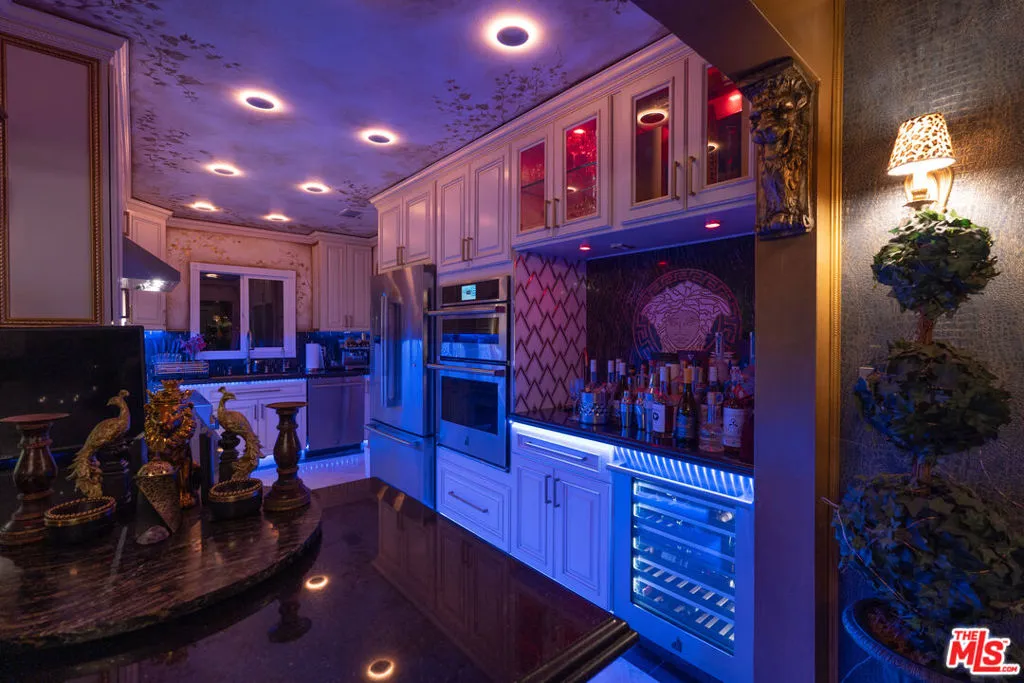 17419 Cohasset Street, Van Nuys, California 91406 home-pic-66