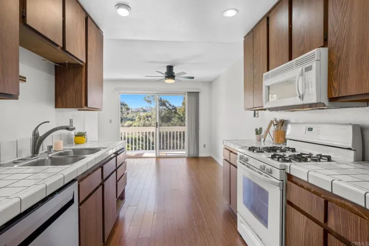 4213 La Pinata Way 245, Oceanside, California 92057
