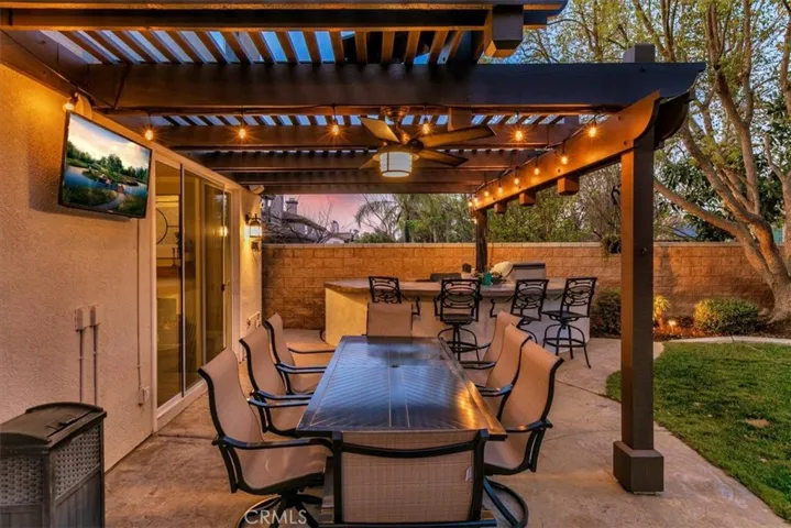 Patio with Ceiling Fan