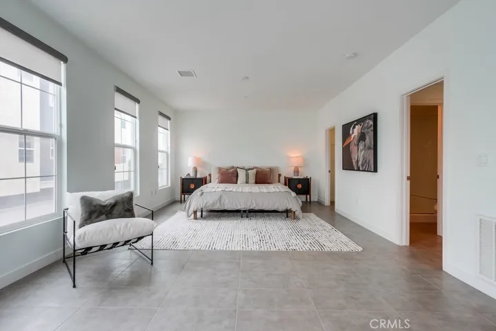 2015 Placentia Avenue, Costa Mesa, California 92627