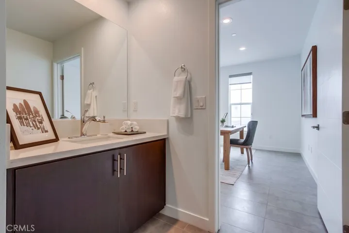 2015 Placentia Avenue, Costa Mesa, California 92627