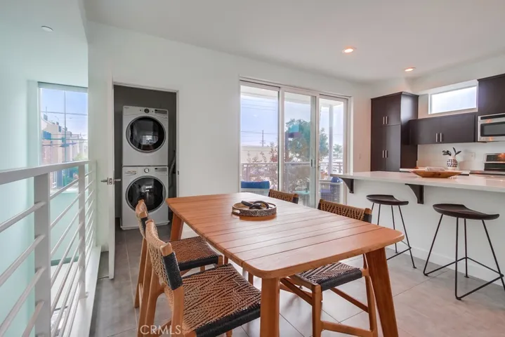 2015 Placentia Avenue, Costa Mesa, California 92627