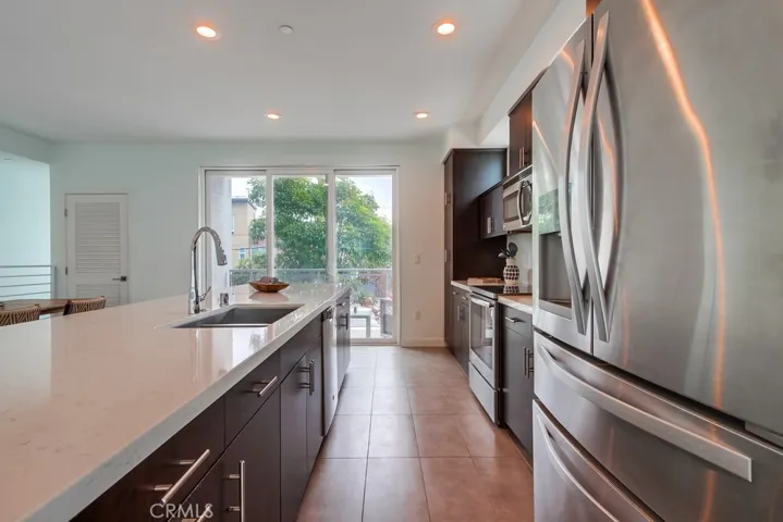 2015 Placentia Avenue, Costa Mesa, California 92627