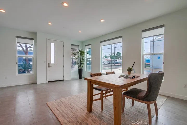 2015 Placentia Avenue, Costa Mesa, California 92627