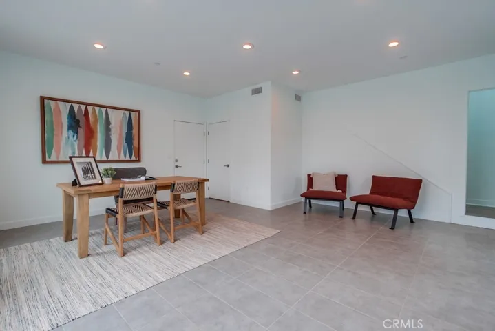 2015 Placentia Avenue, Costa Mesa, California 92627