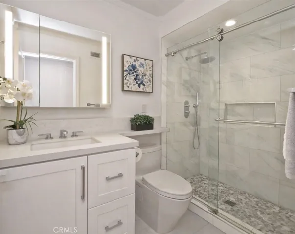 Hallway bath