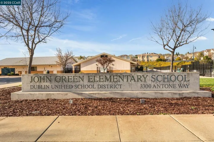 3103 S Bridgepointe Ln, Dublin, California 94568