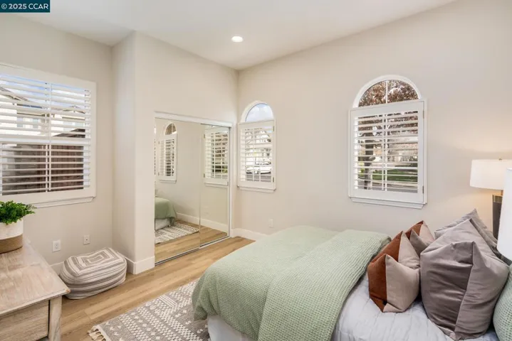 3103 S Bridgepointe Ln, Dublin, California 94568