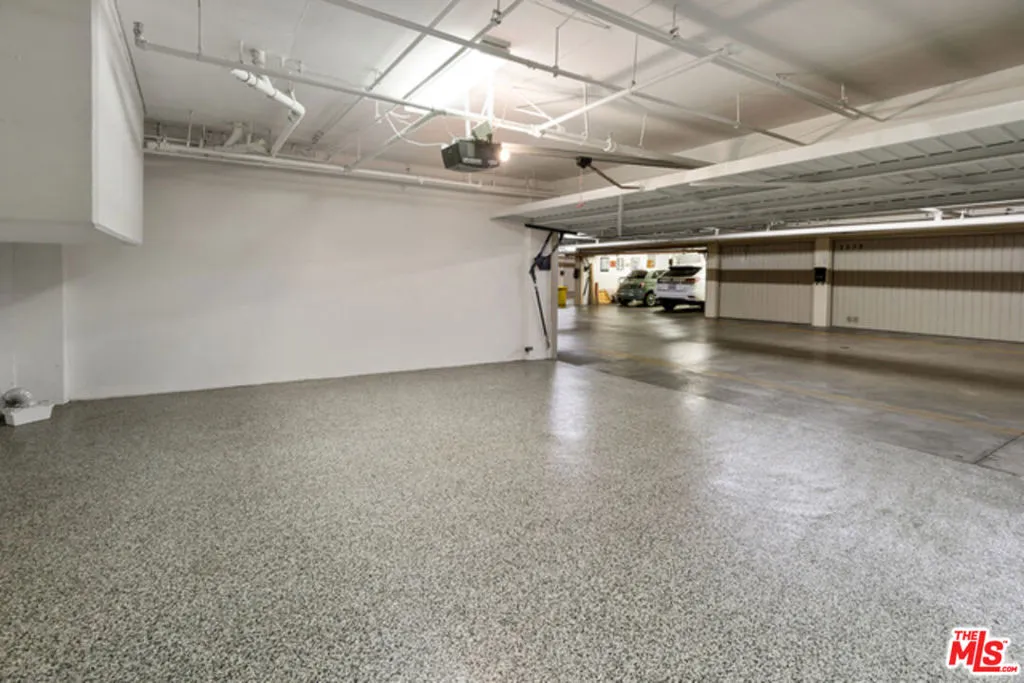 2224 Century, Los Angeles, California 90067 home-pic-17