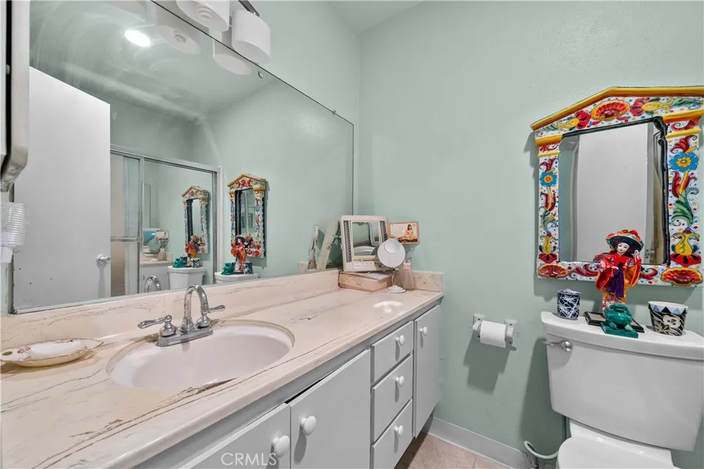 18620 Hatteras Street 143, Tarzana, California 91356 home-pic-21