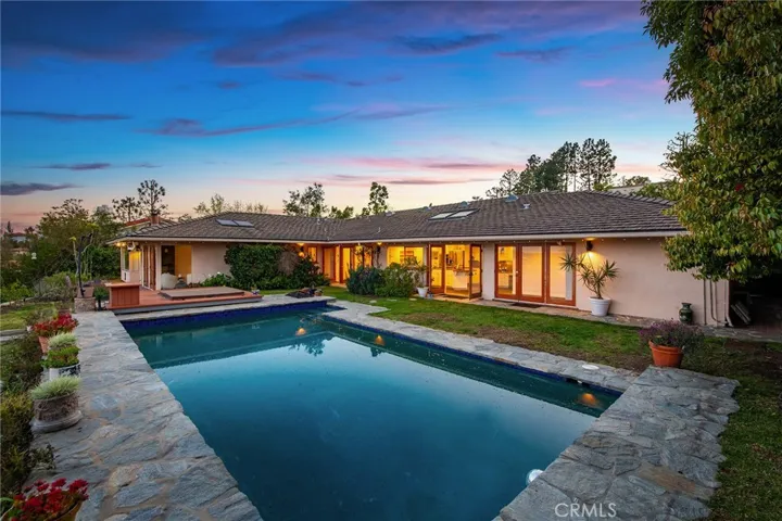 1420 Stradella Road, Los Angeles, California 90077