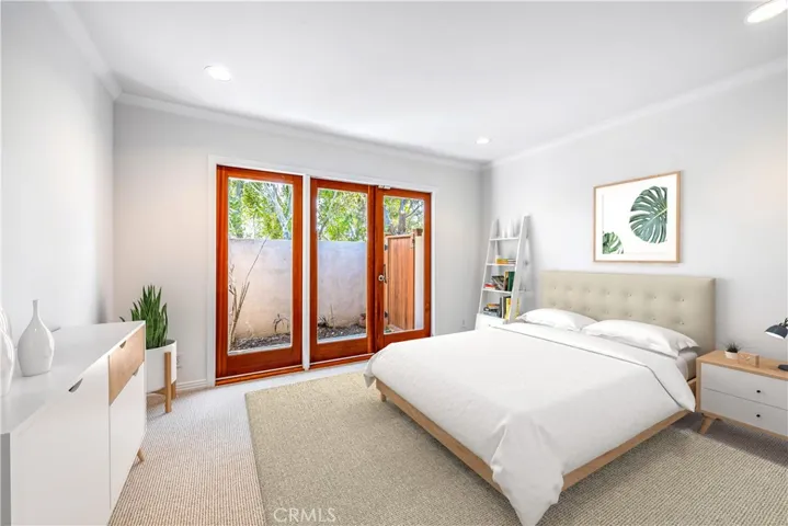 1420 Stradella Road, Los Angeles, California 90077