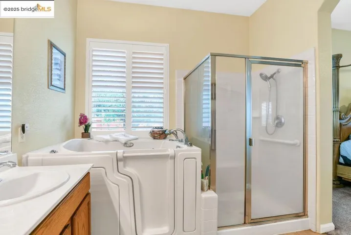 10061 Mosaic Way, Elk Grove, California 95757