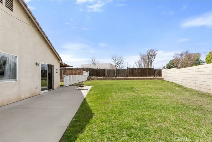 691 Avenida Capistrano, Colton, California 92324